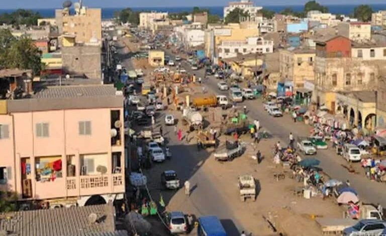 بعد انتقادات وحملات ترحيل.. الشرطة الجيبوتية تصدر أوامر بالإفراج عن اليمنيين 1 بعد انتقادات وحملات ترحيل.. الشرطة الجيبوتية تصدر أوامر بالإفراج عن اليمنيين