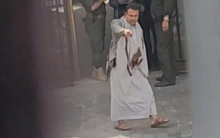 مليشيا الحوثي تعسكر مؤسسات الدولة باقتحام مكاتب "التخطيط" وتحويلها إلى مراكز أمنية
