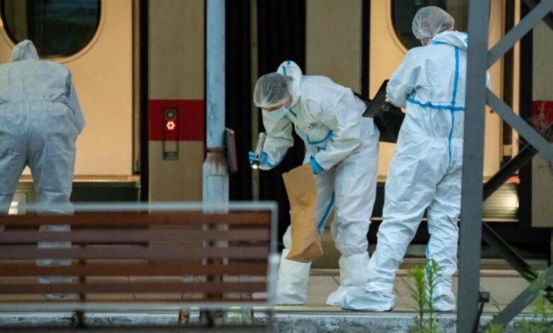 ارتفاع عدد ضحايا هجوم نفذته امرأة بسكين في محطة قطار هامبورغ إلى 17 مصاباً