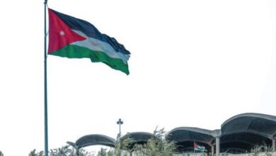 الدفاعات الجوية الأردنية تتصدى لصواريخ ومسيرات اخترقت الأجواء