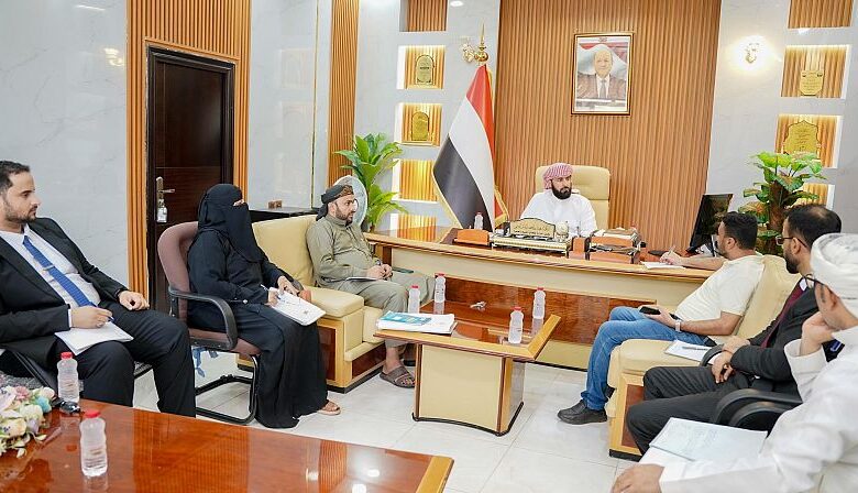 وزارة الأوقاف تستعرض مسودة دليل حوكمة قطاع الحج والعمرة في عدن 1 وزارة الأوقاف تستعرض مسودة دليل حوكمة قطاع الحج والعمرة في عدن