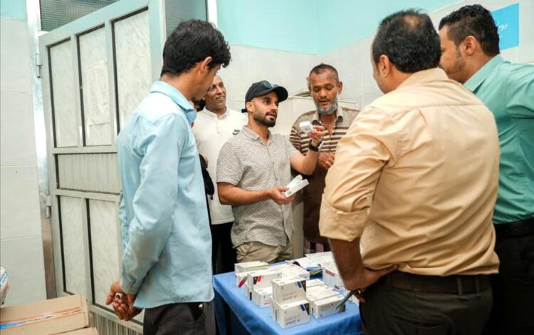 مدير صيرة يتفقد المخيم الطبي المجاني بمجمع الميدان الصحي 1 مدير صيرة يتفقد المخيم الطبي المجاني بمجمع الميدان الصحي