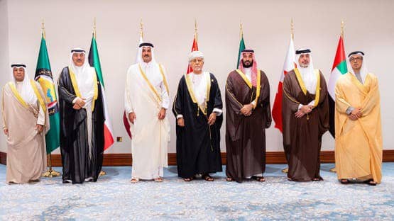 القمة الخليجية توجه بتفعيل آلية الدفاع المشترك وقدرات الردع