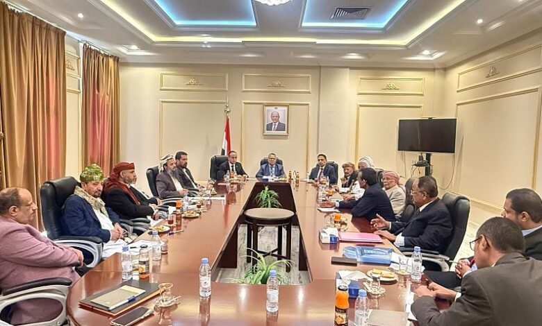 الشورى يؤكد على وحدة الصف واستعادة الدولة ودحر الانقلاب الحوثي 1 الشورى يؤكد على وحدة الصف واستعادة الدولة ودحر الانقلاب الحوثي
