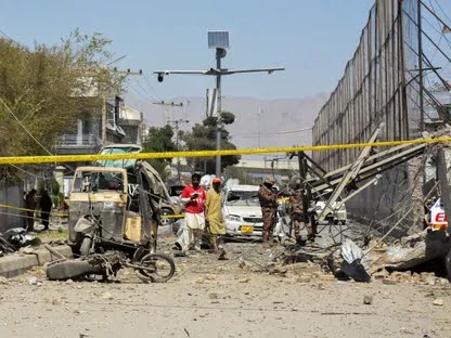عشرة قتلى في تفجير انتحاري استهدف مقراً أمنياً بمدينة كويتا جنوب غرب باكستان 1 عشرة قتلى في تفجير انتحاري استهدف مقراً أمنياً بمدينة كويتا جنوب غرب باكستان