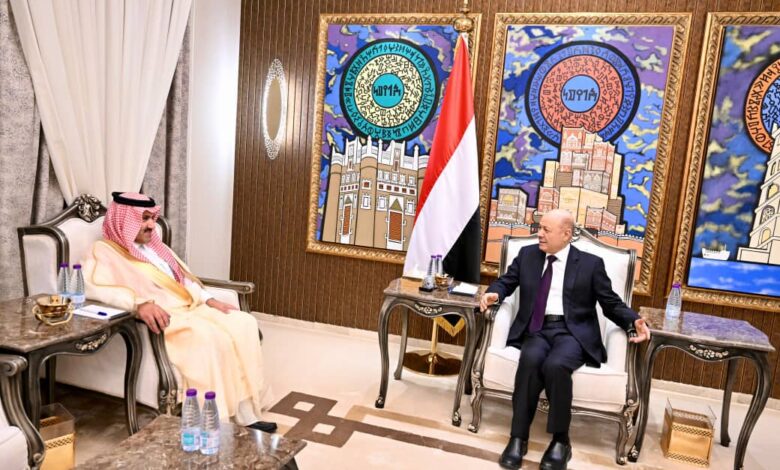 الرئيس العليمي والسفير السعودي يبحثان تعزيز العلاقات الثنائية والدعم التنموي لليمن 1 الرئيس العليمي والسفير السعودي يبحثان تعزيز العلاقات الثنائية والدعم التنموي لليمن