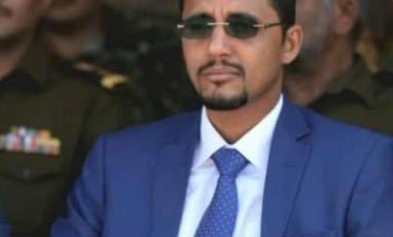 القديمي: الحوثي يستغل فشل الرقابة الأممية لتحويل موانئ الحديدة إلى قواعد تهريب 1 القديمي: الحوثي يستغل فشل الرقابة الأممية لتحويل موانئ الحديدة إلى قواعد تهريب
