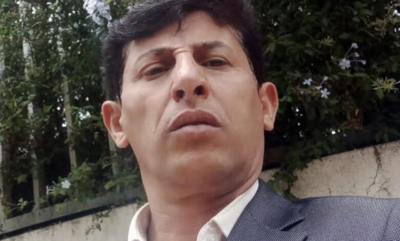 مليشيا الحوثي تختطف إعلامياً موالياً لها بعد انتقاده لسياساتها القمعية