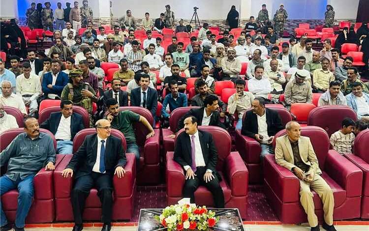 محافظ شبوة يدشن لقاءً تشاوريًا موسعًا لتعزيز التوافق وتوحيد الصف المجتمعي
