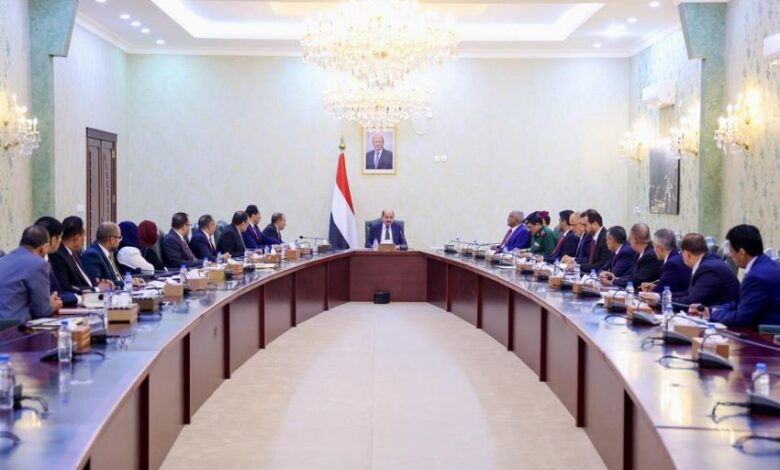 الزنداني يترأس اجتماعًا للحكومة في عدن ويؤكد أولوية الأمن والخدمات وتسريع الإصلاحات 1 الزنداني يترأس اجتماعًا للحكومة في عدن ويؤكد أولوية الأمن والخدمات وتسريع الإصلاحات