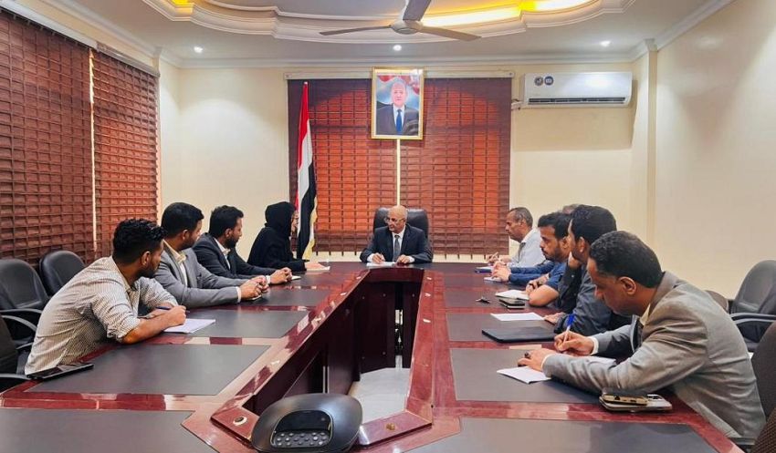 تحركات حكومية لتعزيز مشاريع المياه والبيئة في عدن