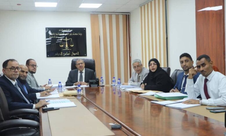 قرارات جديدة لمجلس القضاء الأعلى تشمل نقل قضاة وإحالات للمحاسبة 1 قرارات جديدة لمجلس القضاء الأعلى تشمل نقل قضاة وإحالات للمحاسبة
