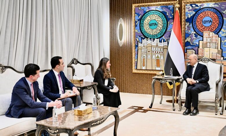 العليمي: إنهاء حرب اليمن يتطلب التعامل مع الحوثيين كمشروع إيراني لا كطرف سياسي 1 العليمي: إنهاء حرب اليمن يتطلب التعامل مع الحوثيين كمشروع إيراني لا كطرف سياسي
