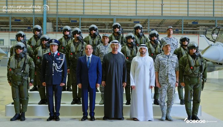الرئيسان الإماراتي والمصري يتفقدان جاهزية مفرزة المقاتلات المصرية في الإمارات 1 الرئيسان الإماراتي والمصري يتفقدان جاهزية مفرزة المقاتلات المصرية في الإمارات
