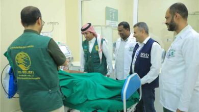 وفد مركز الملك سلمان يتفقد مركز الغسيل الكلوي بالمهرة ويشيد بمستوى الخدمات الطبية 9 وفد مركز الملك سلمان يتفقد مركز الغسيل الكلوي بالمهرة ويشيد بمستوى الخدمات الطبية
