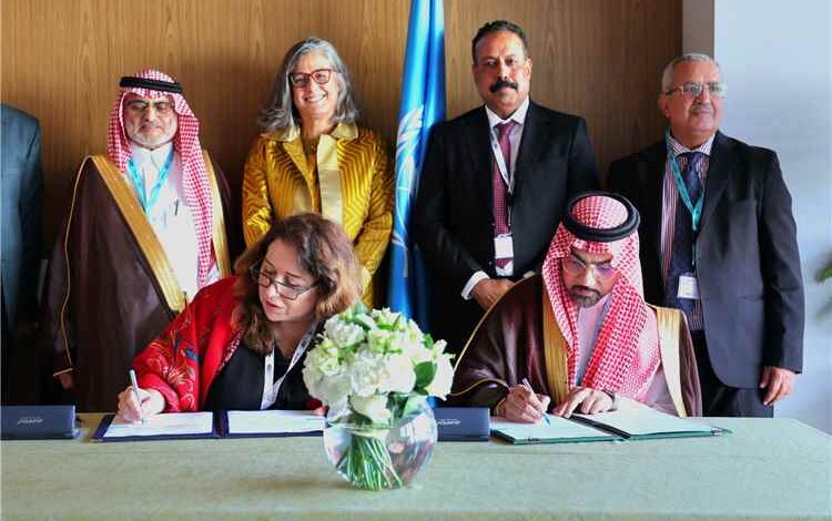 توقيع المرحلة الثانية من مشروع "المسكن الملائم" لترميم 620 وحدة سكنية في اليمن 1 توقيع المرحلة الثانية من مشروع "المسكن الملائم" لترميم 620 وحدة سكنية في اليمن