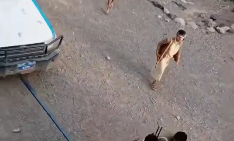 مليشيا الحوثي تقتحم منزل مواطن في عمران وتنهب محتوياته 1 مليشيا الحوثي تقتحم منزل مواطن في عمران وتنهب محتوياته