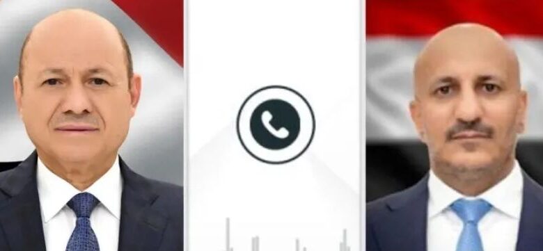 طارق صالح يهنئ رئيس مجلس القيادة الرئاسي بعيد الأضحى المبارك