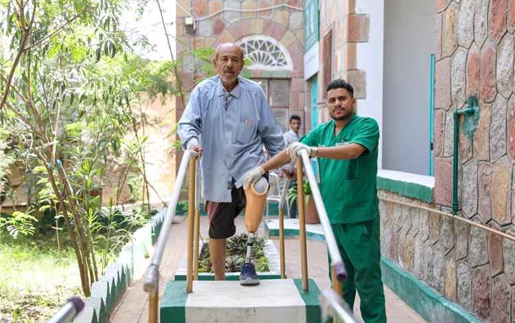 مركز الأطراف الصناعية بتعز يقدّم أكثر من 2500 خدمة تأهيلية خلال أبريل 1 مركز الأطراف الصناعية بتعز يقدّم أكثر من 2500 خدمة تأهيلية خلال أبريل