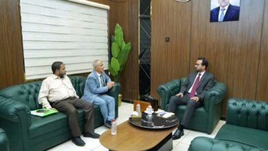 جامعة الحديدة تشارك في اجتماع موسع لبحث دعم الكادر الأكاديمي وتحسين الأداء الجامعي 8 جامعة الحديدة تشارك في اجتماع موسع لبحث دعم الكادر الأكاديمي وتحسين الأداء الجامعي