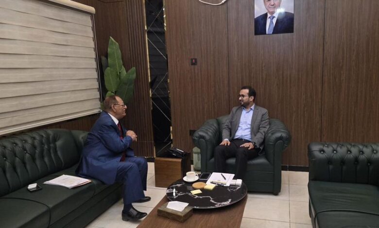 مباحثات في عدن حول أوضاع الأكاديميين النازحين من جامعة صنعاء 1 مباحثات في عدن حول أوضاع الأكاديميين النازحين من جامعة صنعاء