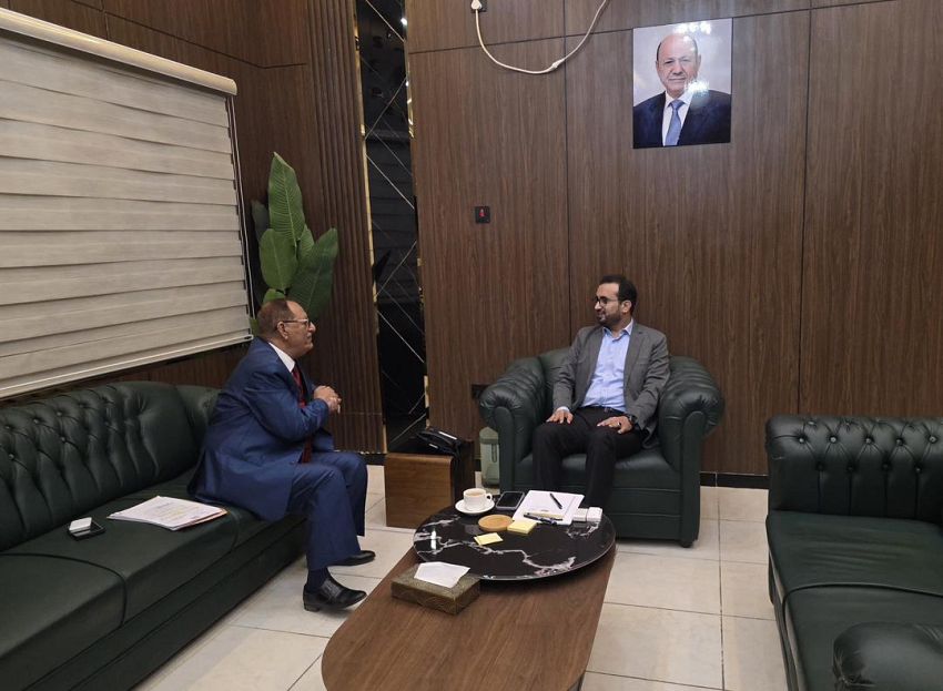 مباحثات في عدن حول أوضاع الأكاديميين النازحين من جامعة صنعاء