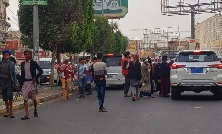 مليشيا الحوثي تشن حملة اختطافات واسعة بحق باعة متجولين في صنعاء