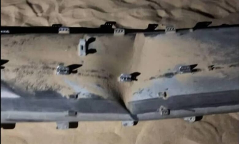 مأرب.. انفجاران متتاليان بعد سقوط مسيرة حوثية قرب تداوين 1 مأرب.. انفجاران متتاليان بعد سقوط مسيرة حوثية قرب تداوين