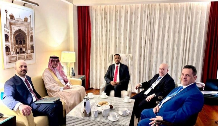 القديمي يبحث مع السفير السعودي لدى الهند مستجدات الأوضاع الإقليمية