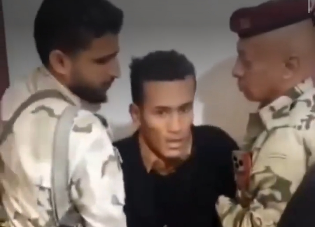 القبض على متهم بجريمة قتل أثناء محاولته الفرار من تعز بزي نسائي