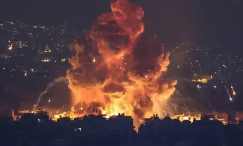مقتل 10 أشخاص في غارة إسرائيلية على جنوب لبنان رغم وقف إطلاق النار 1 مقتل 10 أشخاص في غارة إسرائيلية على جنوب لبنان رغم وقف إطلاق النار