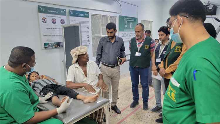 فريق من وزارة الصحة يطّلع على مستوى الخدمات في مركز الأطراف الصناعية بسيئون 1 فريق من وزارة الصحة يطّلع على مستوى الخدمات في مركز الأطراف الصناعية بسيئون