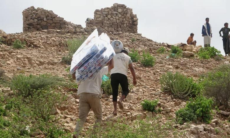 إغاثة عاجلة لأسر متضررة جراء الحرائق والصواعق في الوازعية والمخا غرب تعز 1 إغاثة عاجلة لأسر متضررة جراء الحرائق والصواعق في الوازعية والمخا غرب تعز