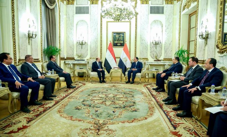 الزنداني يبحث مع نظيره المصري أمن البحر الأحمر ومواجهة التهديدات الإقليمية