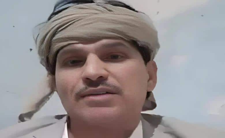 شاعر حوثي يتهم قيادات بارزة بالاستيلاء على ممتلكات عائلته وتهديده بالقتل