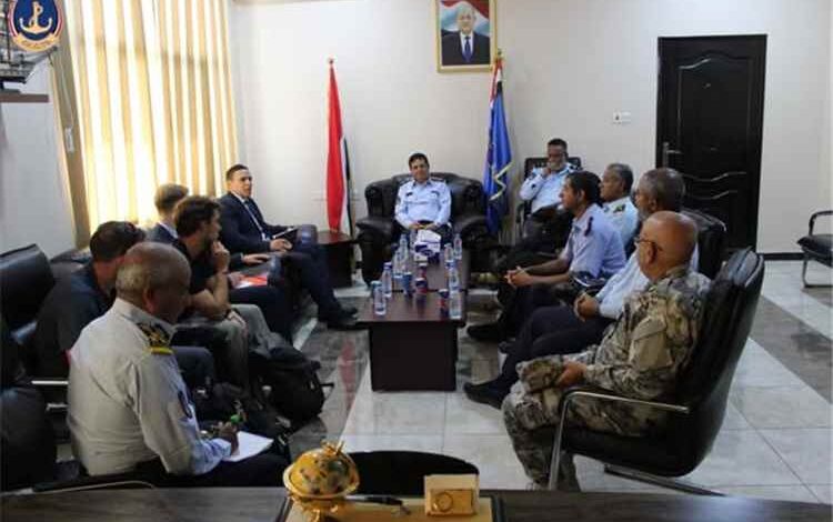 قيادة خفر السواحل تبحث مع الجانب الفرنسي مكافحة التهريب والقرصنة 1 قيادة خفر السواحل تبحث مع الجانب الفرنسي مكافحة التهريب والقرصنة