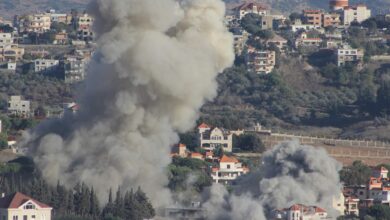 غارات إسرائيلية مكثفة على جنوب لبنان تسفر عن 10 قتلى و27 مصاباً 3 غارات إسرائيلية مكثفة على جنوب لبنان تسفر عن 10 قتلى و27 مصاباً