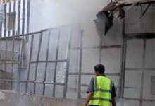 حملة رش ضبابي مكثفة في صيرة بعدن للحد من انتشار البعوض والأمراض الوبائية