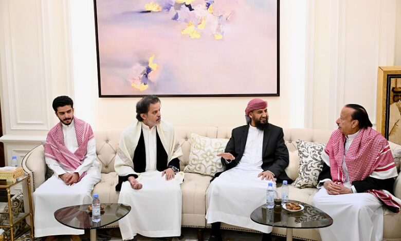 المحرّمي يعزّي أسرة الرئيس السابق هادي ويشيد بمسيرته الوطنية