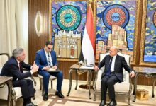 العليمي: دعم قدرات اليمن في حماية سواحلها استثمار مباشر في الأمن الأوروبي