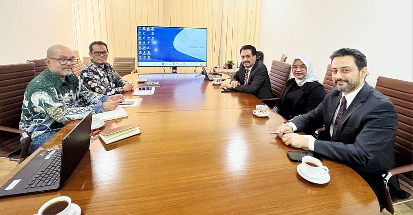 اليمن وإندونيسيا تبحثان تعزيز العلاقات الثنائية واستكمال مذكرة المشاورات السياسية