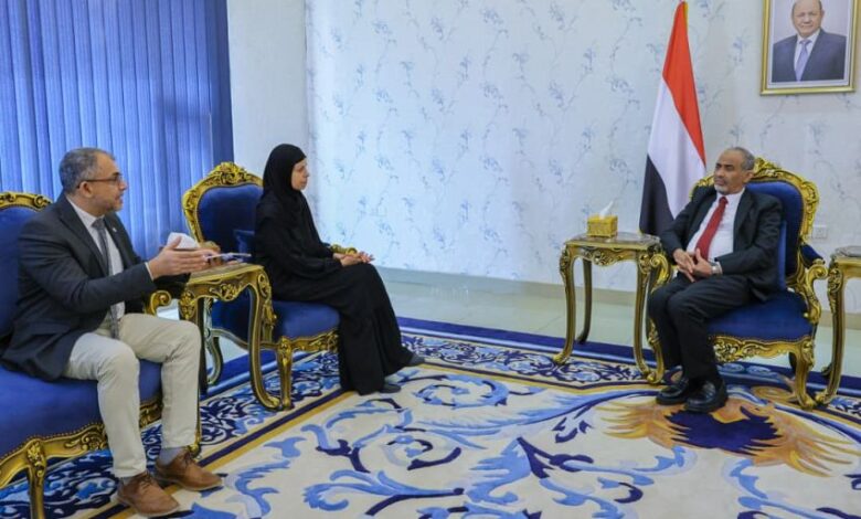 الصبيحي يبحث مع وفد الصليب الأحمر تعزيز الاستجابة الإنسانية ومستجدات ملف الأسرى 1 الصبيحي يبحث مع وفد الصليب الأحمر تعزيز الاستجابة الإنسانية ومستجدات ملف الأسرى