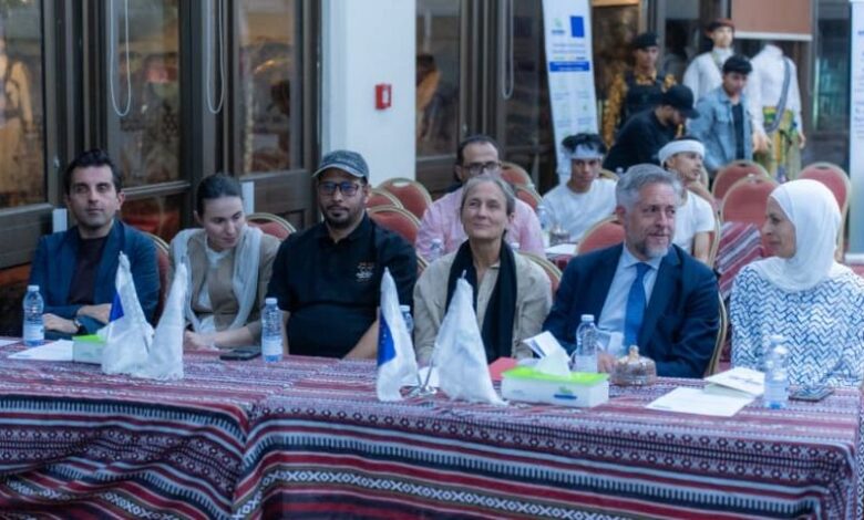 سفيرا الاتحاد الأوروبي وهولندا يتفقدان سير تنفيذ مشروع الأمن المائي في مأرب