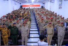 وزير الدفاع يشهد تخرج دفعة جديدة من الكوادر العسكرية المتخصصة