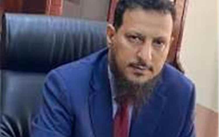 محافظ عدن: الفساد وسوء التخطيط وراء أزمة الكهرباء والحلول بيد الجهات المركزية
