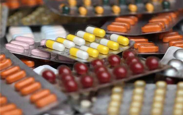الإفراط في المكملات الغذائية يهدد الكبد والكلى.. خبراء يدقون ناقوس الخطر 1 الإفراط في المكملات الغذائية يهدد الكبد والكلى.. خبراء يدقون ناقوس الخطر