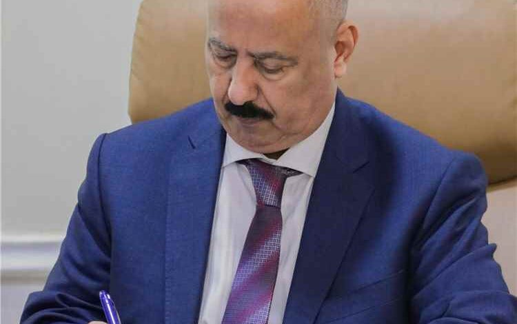 وزير النقل يصدر قرارات جديدة بتكليف مدير عام ونائب مدير لمطار عدن الدولي 1 وزير النقل يصدر قرارات جديدة بتكليف مدير عام ونائب مدير لمطار عدن الدولي