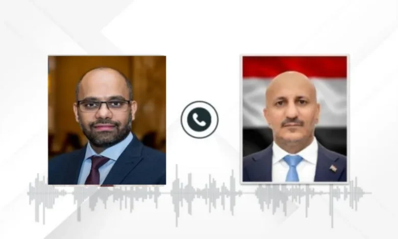 وزير الاتصالات يعزي طارق صالح في استشهاد قائد الفرقة الأولى مقاومة وطنية العميد يحيى وحيش 1 وزير الاتصالات يعزي طارق صالح في استشهاد قائد الفرقة الأولى مقاومة وطنية العميد يحيى وحيش