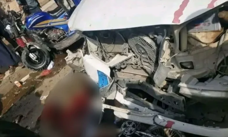 وفاة طفل وإصابة خمسة آخرين بحادث تصادم بين سيارة ودراجة نارية في ذمار