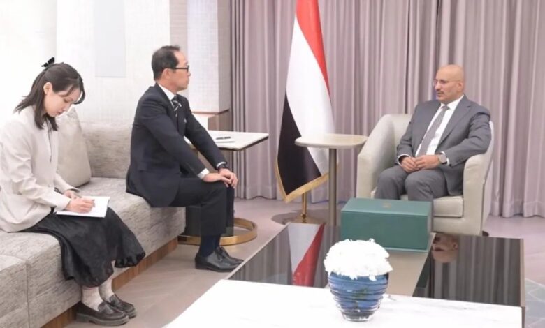 طارق صالح يبحث مع السفير الياباني تعزيز الاستقرار ودعم الإصلاحات الاقتصادية في اليمن